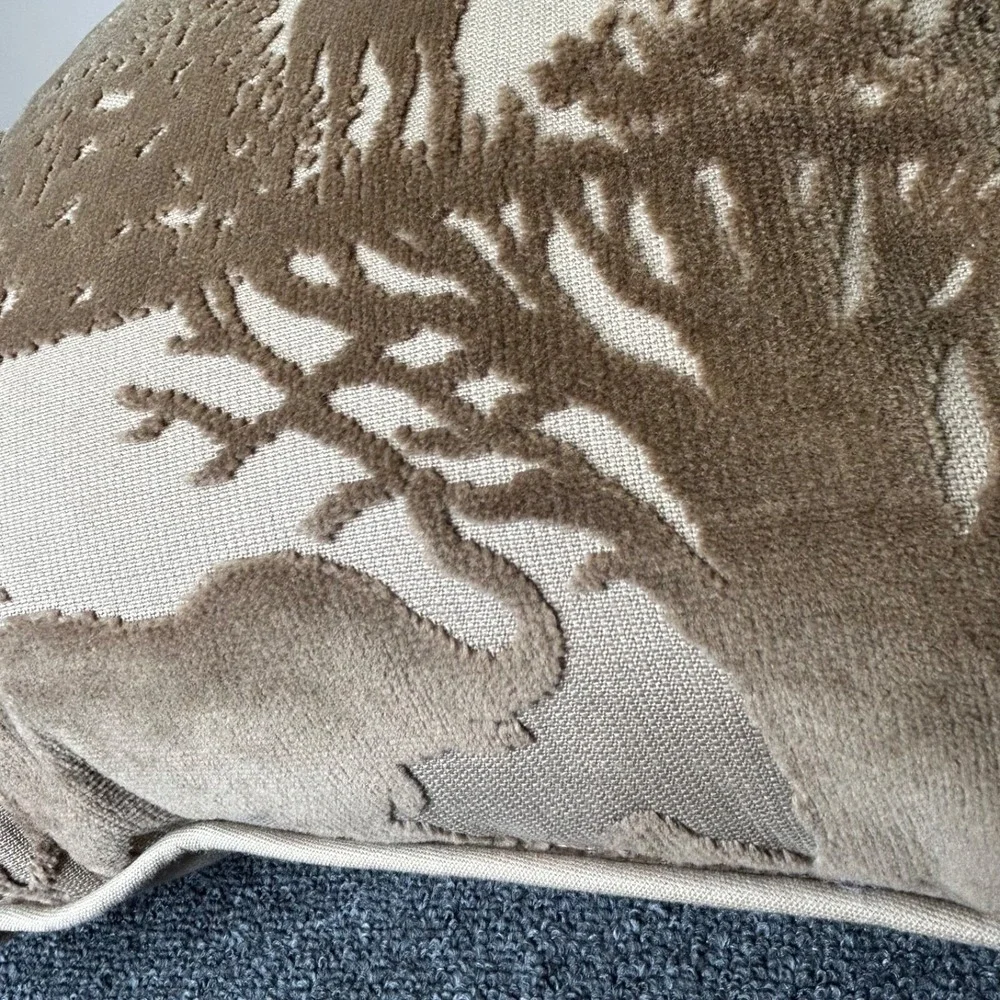 Set 2 Newport Safari Animal Decorative‎ Throw Pillows Elephant Lion Giraffe 3D